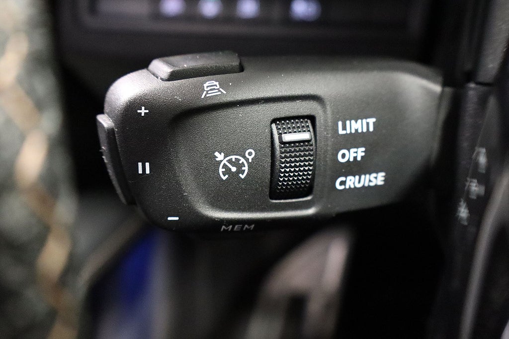 Bild på Peugeot 3008 GT HYBRID4 300hk Aut AWD - B-KAMERA