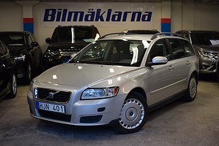 Volvo V50 2.4 Automat 140hk Kinetic FULLSERV DRAG VÄRM NYSER