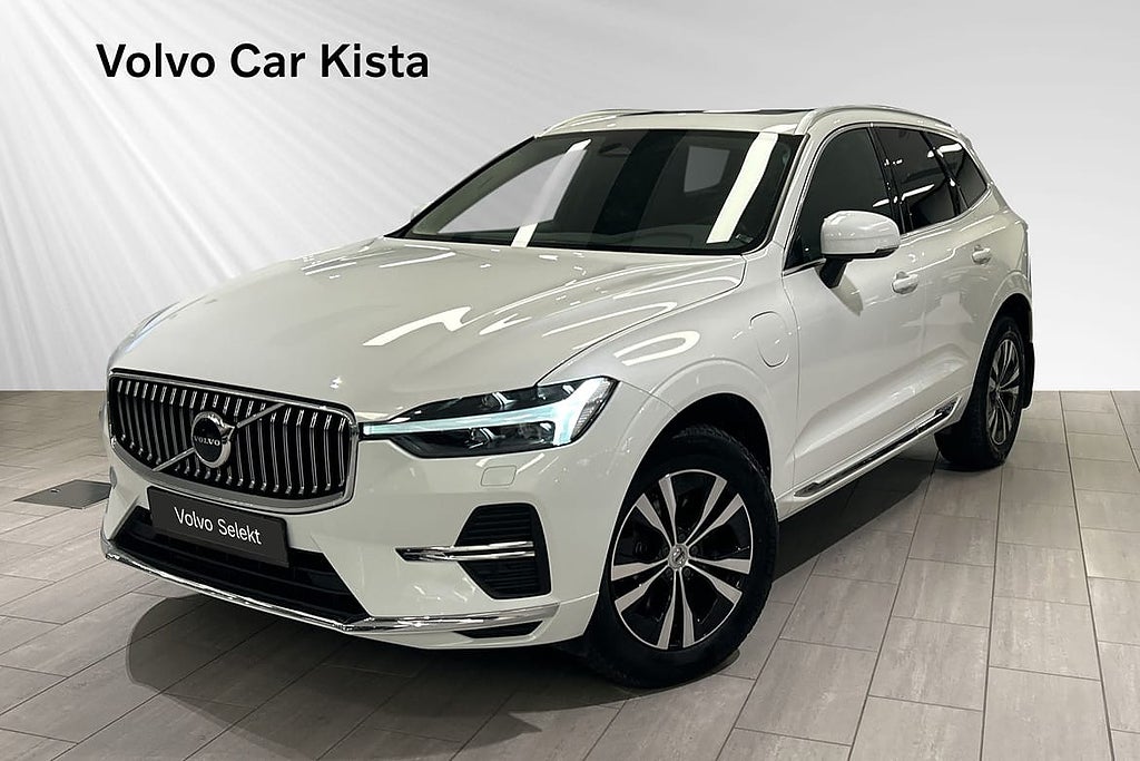 Volvo XC60 Recharge T6 Core Edition Läder Drag Pano B-Kam