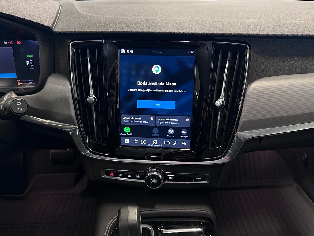 Volvo V90 Recharge T6 AWD Core Edition Adaptiv Fart Drag Värmare bild 12