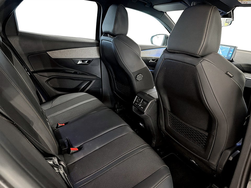 Bild på Peugeot 3008 GT 1.2 PT 130hk B-KAMERA CARPLAY