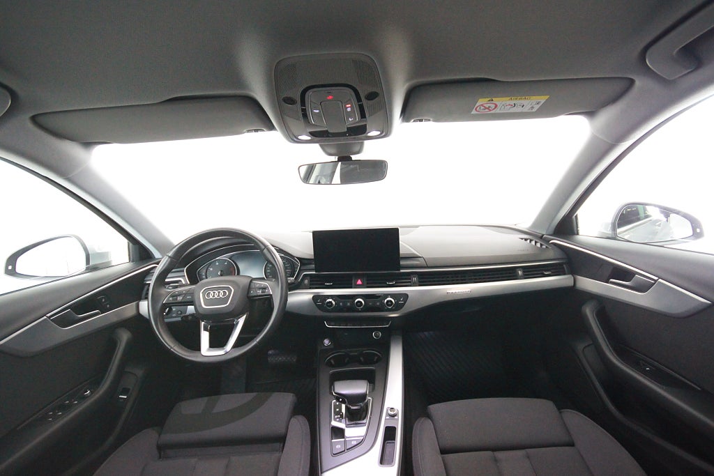 Audi A4 2023 - miniatyr 5