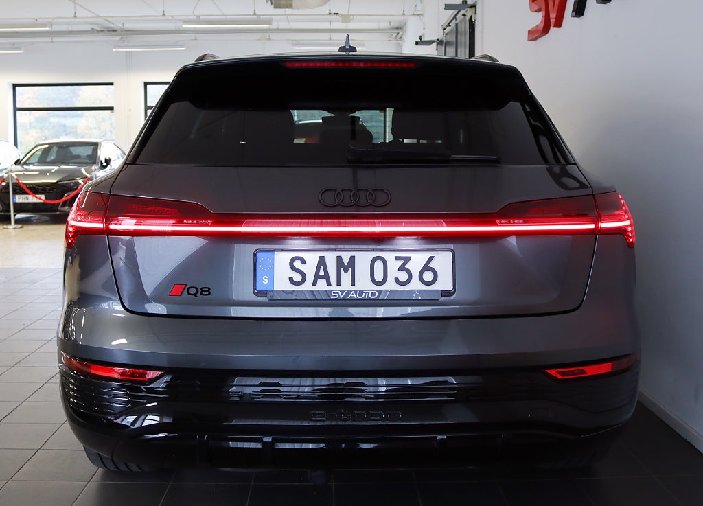 Audi Q8 e-tron Quattro S-line MOMS Pano B&O Matrix 360° Drag
