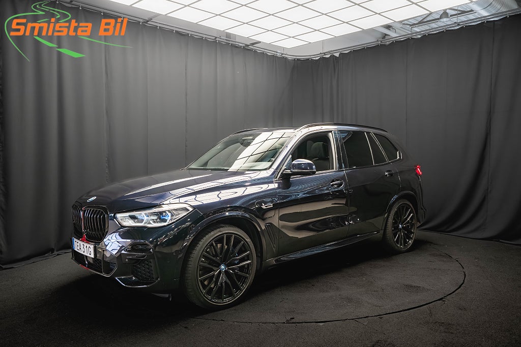 BMW X5 xDrive45e M Sport PANO LASER LUFT 22'' DRAG HUD H/K
