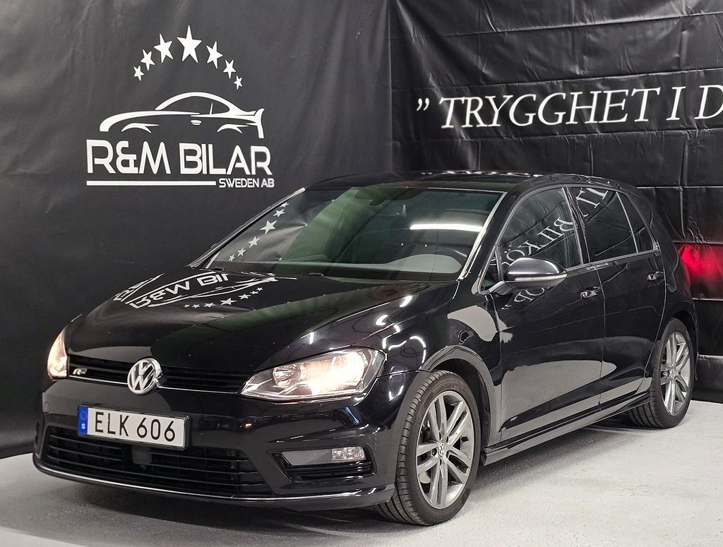 Volkswagen Golf R-line, 1-ägare , 140HK, Drag, B-kamera!!!