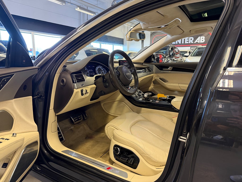 Audi S8 2013 - miniatyr 10