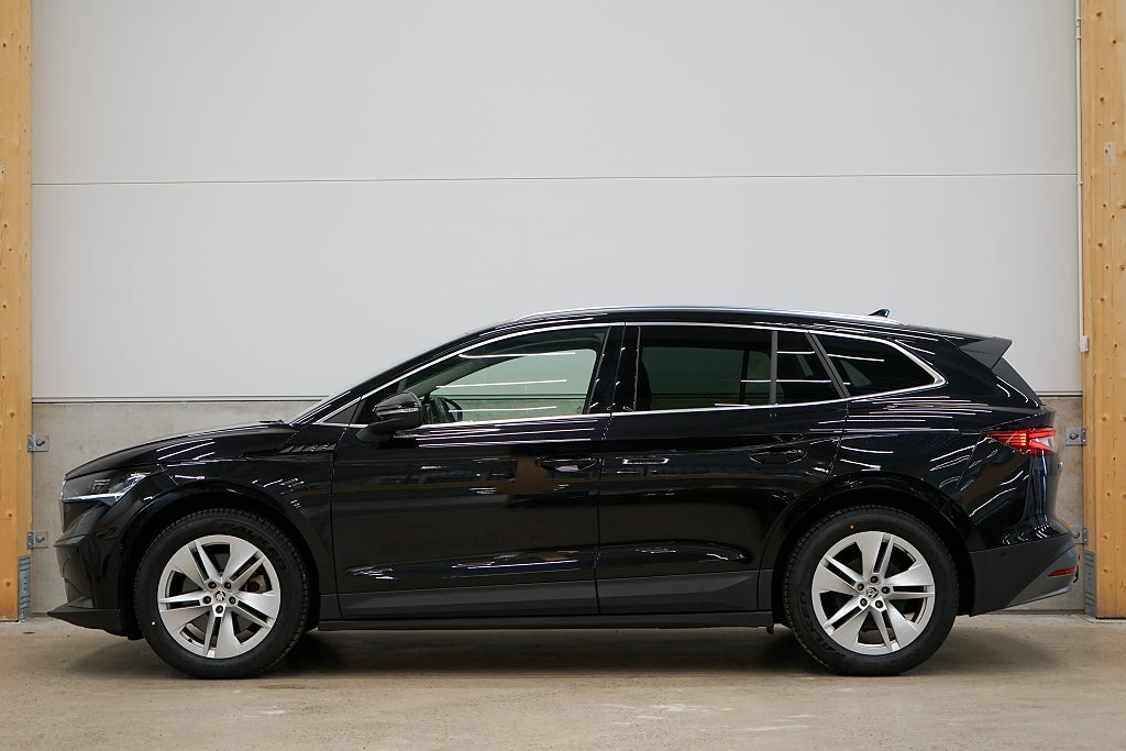 Skoda Enyaq iV 80x iV80x Drag Värmepump Rattvärme El-stol Carplay MOMS