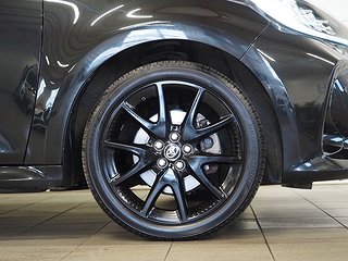 Halvkombi Toyota Yaris 8 av 21