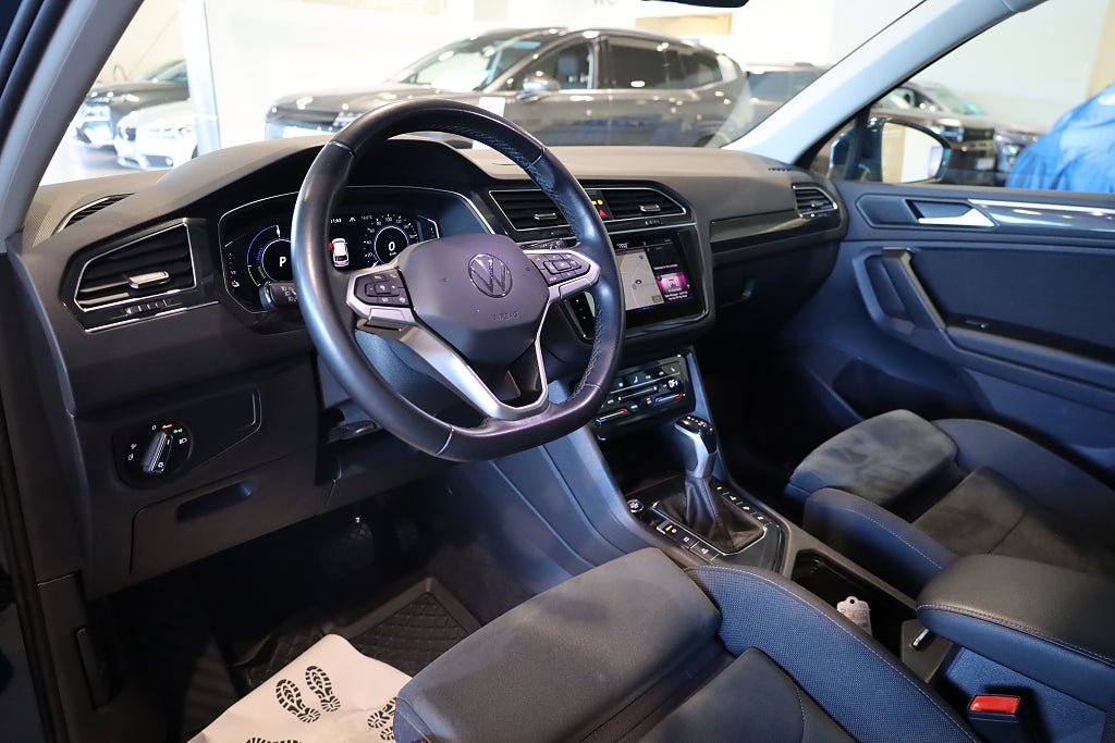 Volkswagen Tiguan eHybrid 1.4 TSI Automat Elegance / Drag / Moms / PHEV 2024