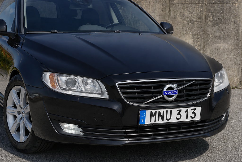 Volvo V70 D4 AWD Dynamic Edition|Drag|Värmare|Rattvärme|