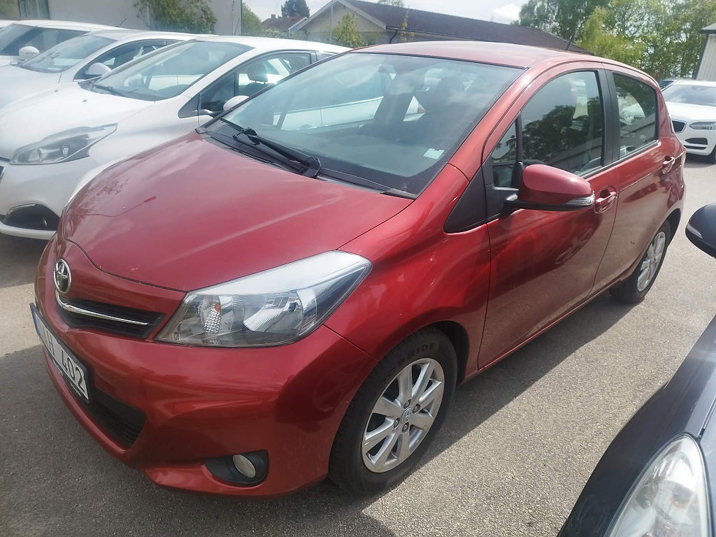 Toyota Yaris 5-dörrar 1.33 Dual VVT-i Active Euro 5