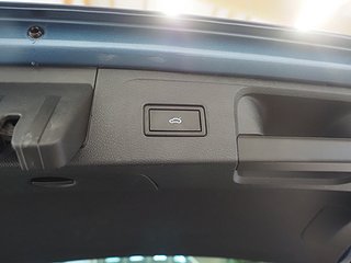 Kombi Volkswagen Passat 24 av 25