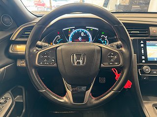 Honda Civic 5-dörrar 1.0 Dynamic/Kamera/P-sensorer/Navi/S&V
