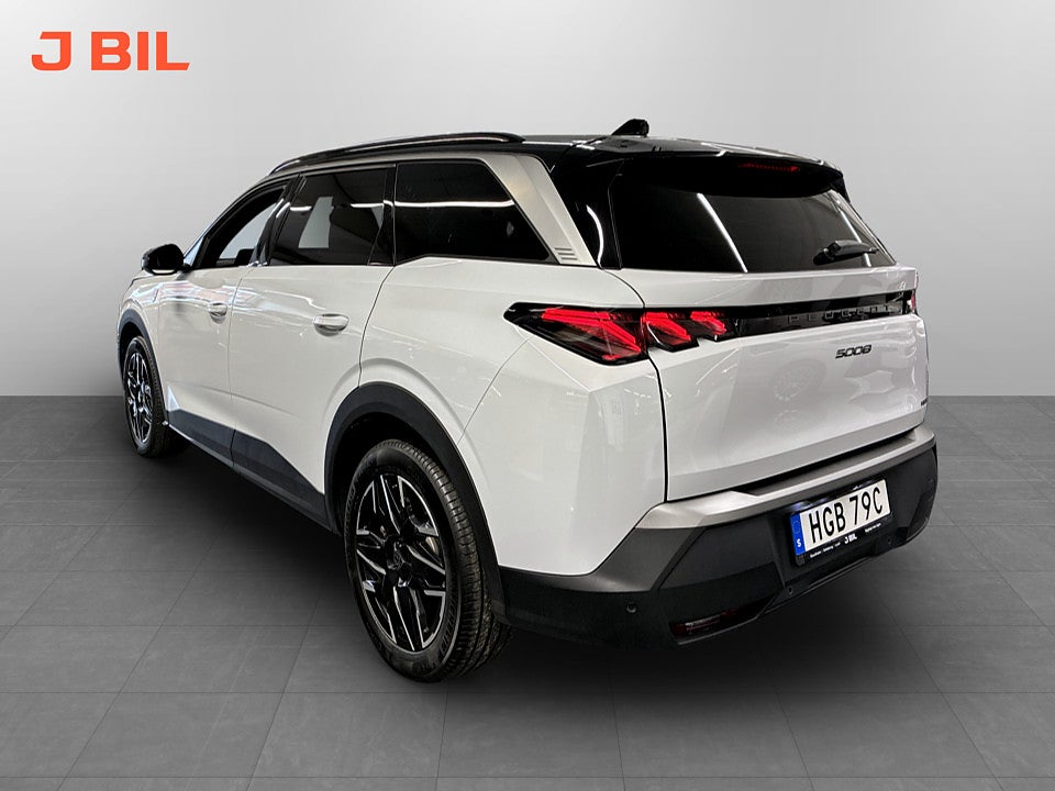 Bild på Peugeot 5008 GT Hybrid 145hk Aut 7-SITS B-KAMERA CARPLAY