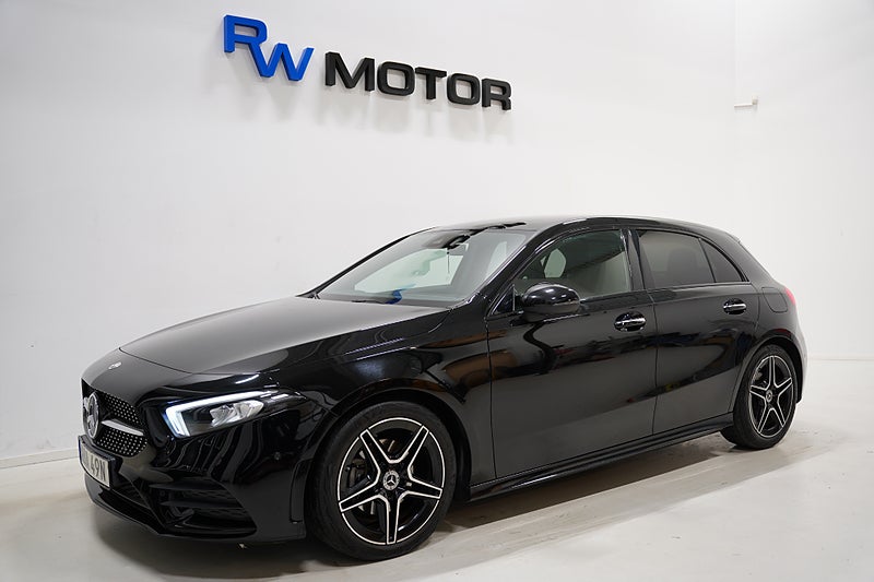 Halvkombi Mercedes-Benz A180 1 av 25
