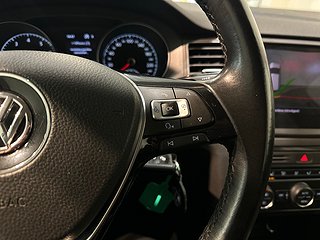 Volkswagen Golf Sportsvan 1.0 TSI Drag Kamera Mvärm S/V-hjul