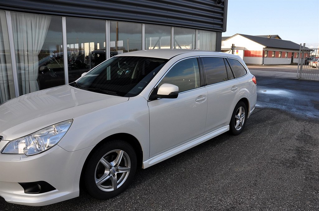 Subaru Legacy Wagon 2.5 4WD Lineartronic, 167hk