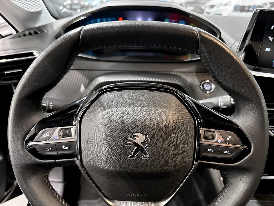 Bild på Peugeot E-208 Active Pack 50kWh 136hk Aut CARPLAY BACKSENSORER