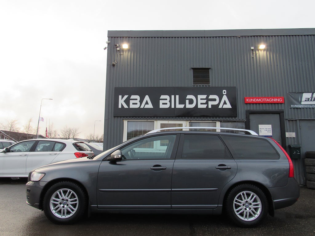 Volvo V50 D2 Momentum 115hk Drag Skinn Euro 5