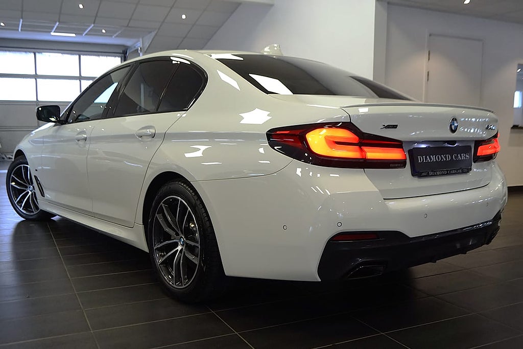 BMW 520 d xDrive Sedan M-Sport, Skinn, Drag, Värmare 