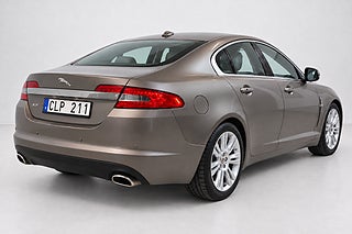 Jaguar XF 2011 bild 8