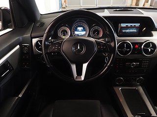 SUV Mercedes-Benz GLK 10 av 19