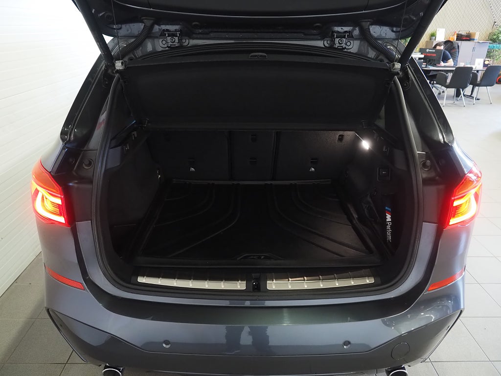 BMW X1 xDrive20d 190hk M Sport |Pano|Navi|Kamera|HUD| 2019