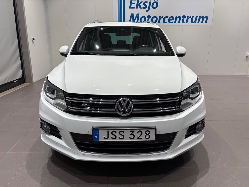 Volkswagen Tiguan 2.0 TDI DPF BMT 4Motion R-Line*Värmare, Drag*