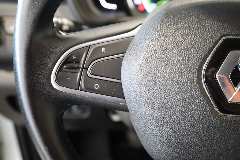 Renault Kadjar 1,6 dCi 130hk LIMITED 4x4 Motorv P-Värmare