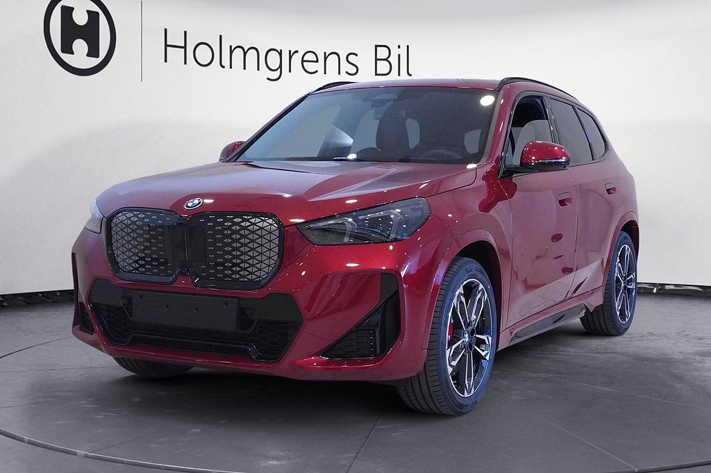 BMW iX1 xDrive30 M Sport Pro Business Ed Drag DA Backkamera | Ränta