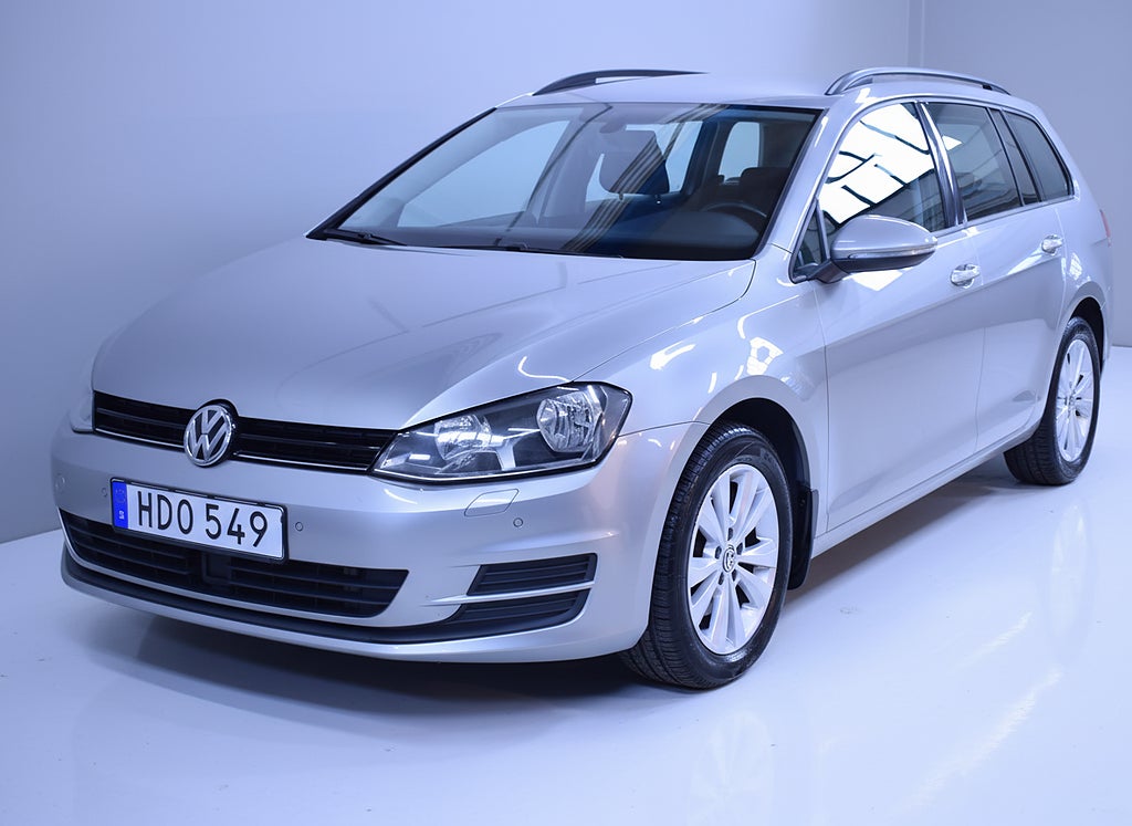 Volkswagen Golf Sportscombi 1.6 TDI 110hk Backkamera Carplay