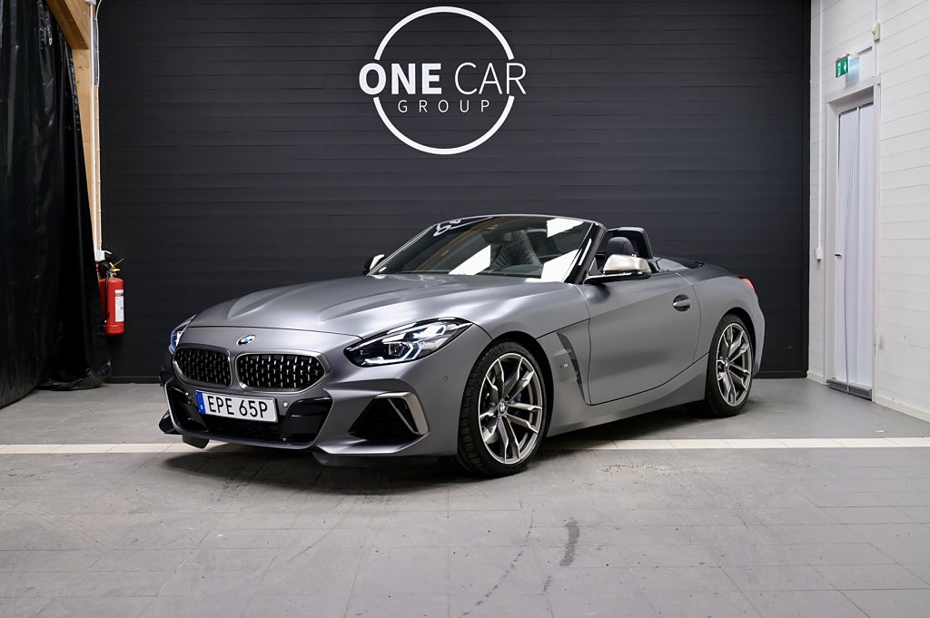 BMW Z4 M40i 896 MIL HuD H/K Elstolar Adaptiv Sv-Såld
