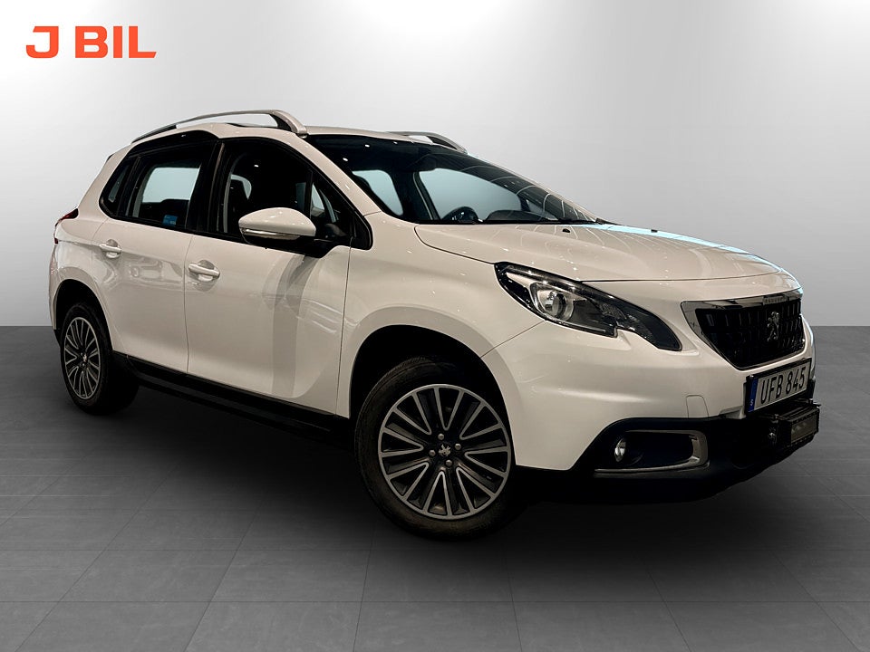 Peugeot 2008 Active 1.2 PT 110hk Aut - DRAGKROK LED-RAMP