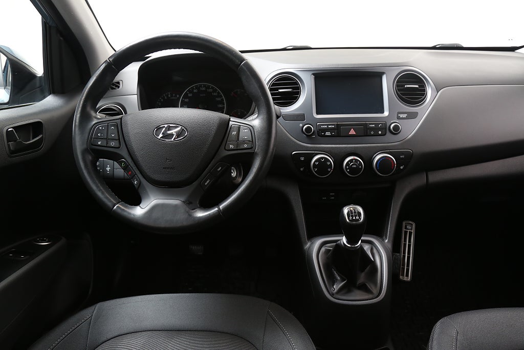 Hyundai i10 1,0 67hk Trend 5D  I Carplay I P-sensor I Motorvärmare 2019