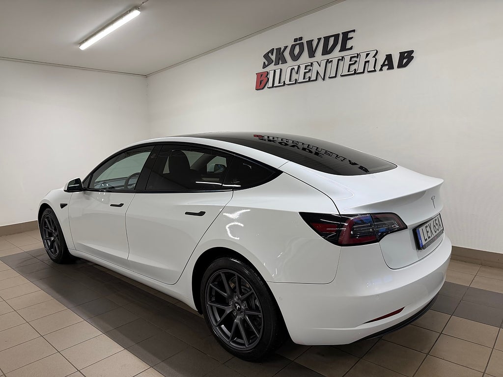 Tesla Model 3 2022 - miniatyr 3