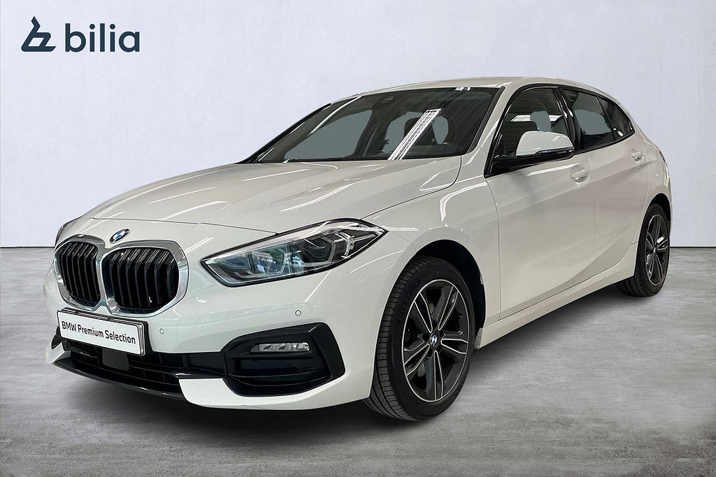 BMW 118I  Sportline | Navi | Farthållare | PDC fram & bak | 17"