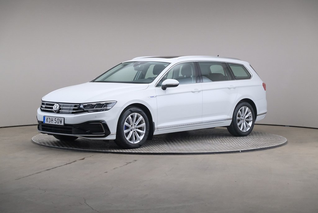 Volkswagen Passat GTE SC Panorama