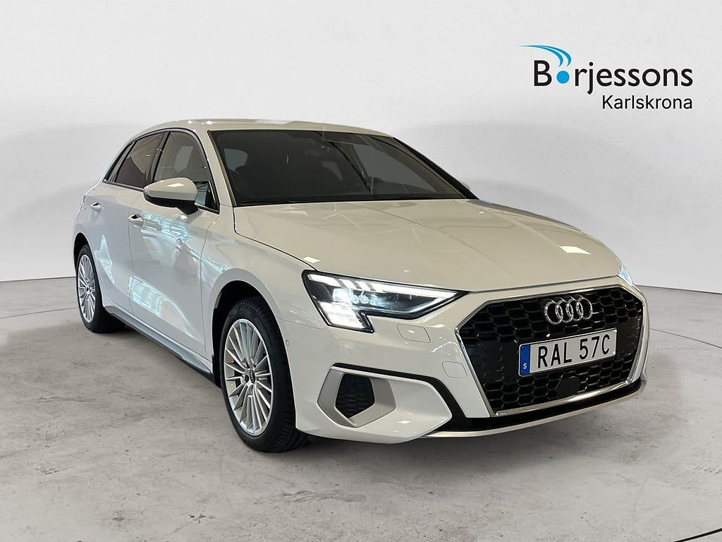 Audi A3 Sportback 35 TFSI S Tronic, 150hk, 2023 7 växlar