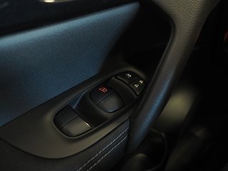 SUV Nissan Qashqai 26 av 26