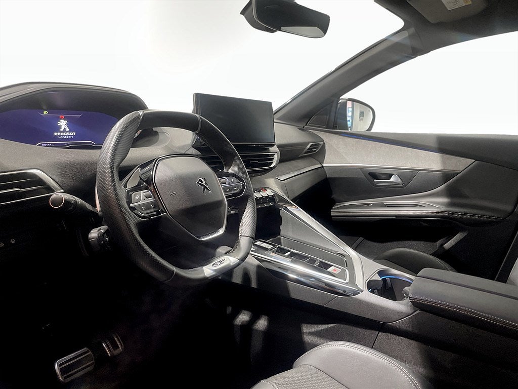 Bild på Peugeot 3008 GT 1.2 PT 130hk Aut - B-KAMERA, CARPLAY