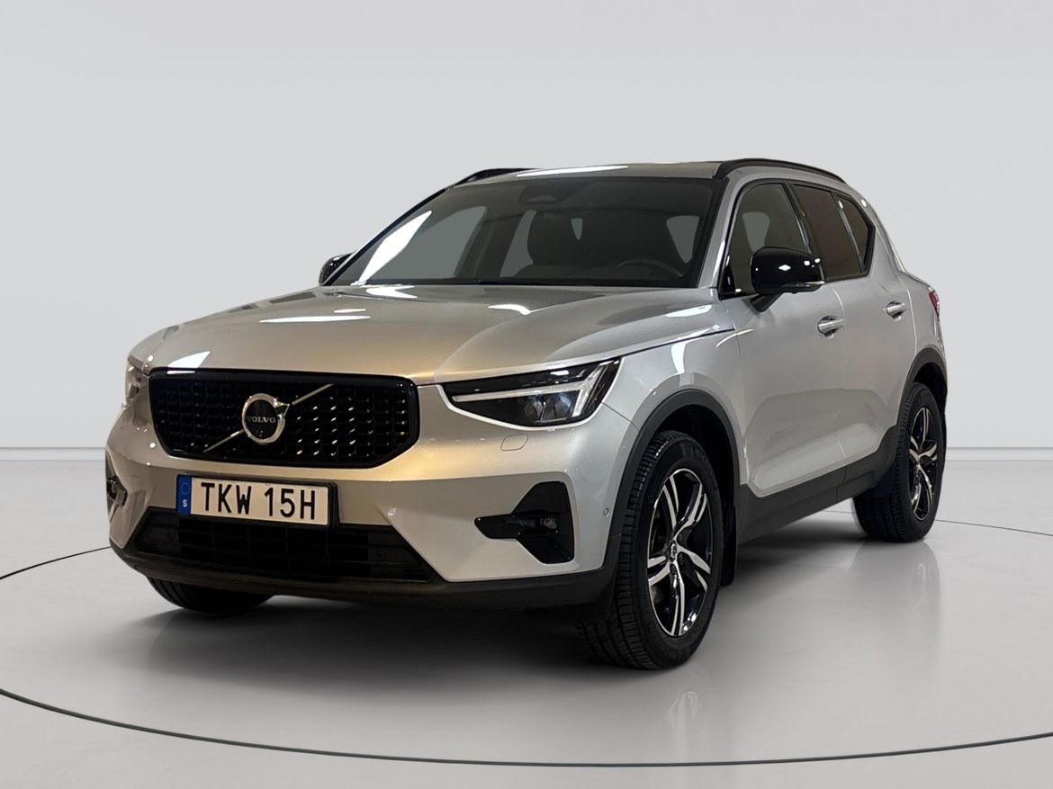 Volvo XC40 B4 Momentum Advanced 2021, bild 9/10
