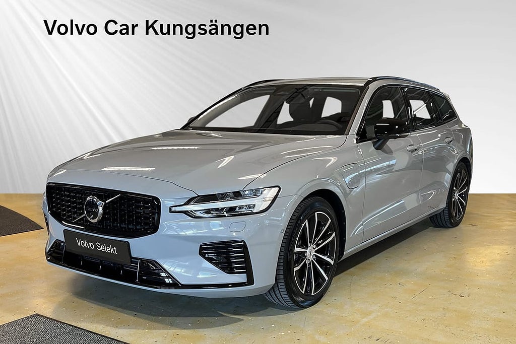 Volvo V60 T6 Plus Dark Nordic Edition Harman/Kardon 360-k...