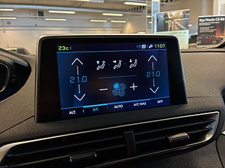 Peugeot 3008 GT HYBRID4 EAT 360/SoV-Däck/Drag/Navi/Adaptiv Fart – bild 17