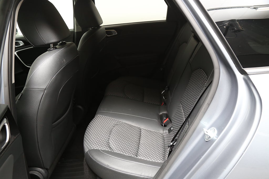 Kia Ceed Sportswagon Plug-in Hybrid Advance Drag Nybilsgaranti 2024