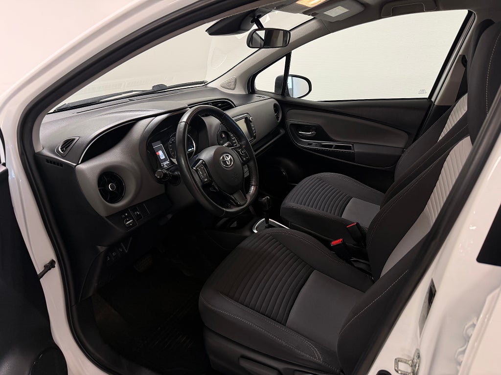 Toyota Yaris 2018 - miniatyr 6