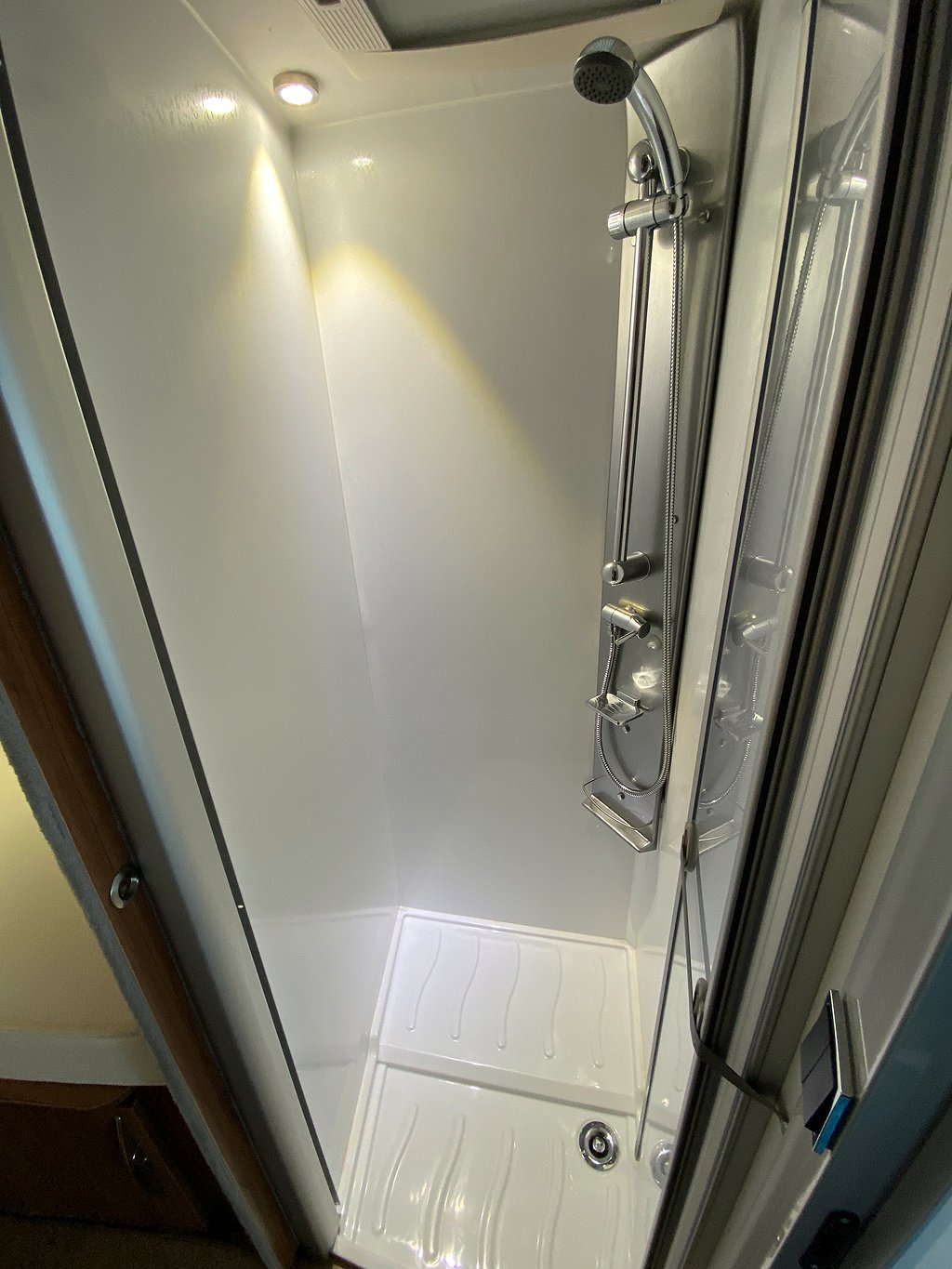 Pilote Essentiel 740 G / ALDE / AC bodel / Solcell /Aut150hk - Pilote