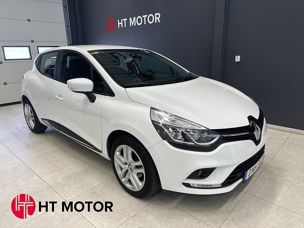 Renault Clio 0.9 TCe Manuell ZEN 90HK/NAV/Farthållare 4.99%