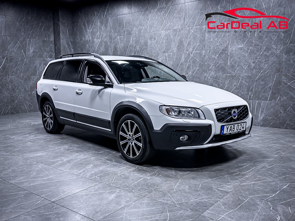 Volvo XC70 D4 AWD Dynamic Edition Värmare Skinn Elstol Drag VOC