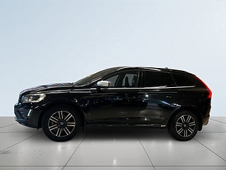 Volvo XC60 D4 AWD R-Design Mvärme Drag B-kamera Rattvärme Navi S&V – bild 4