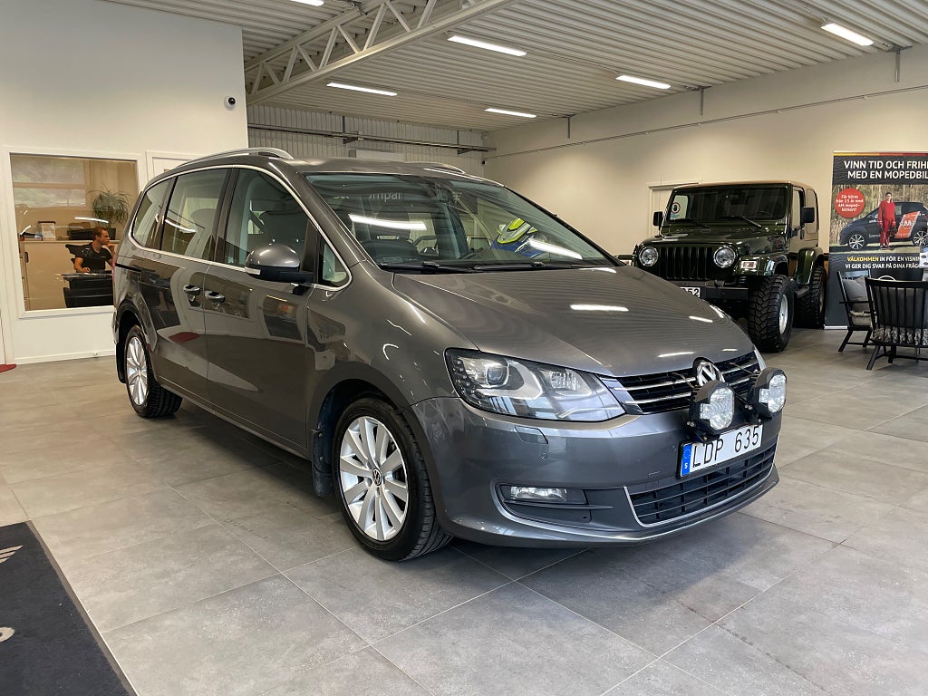 Volkswagen Sharan 7-sits 2.0 TDI Masters Automat Backkamera
